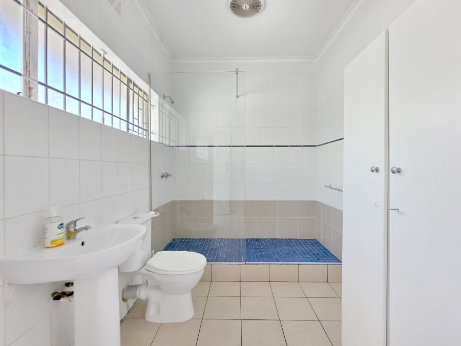2 Bedroom Property for Sale in Gardens Western Cape